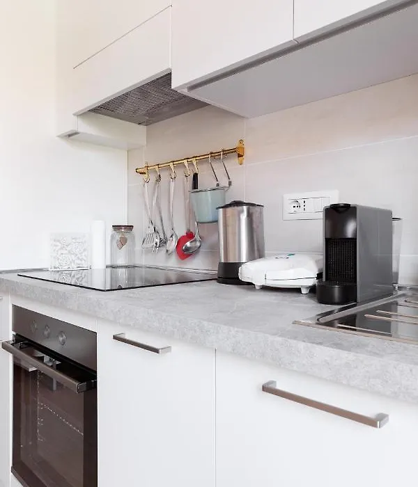Elegant Flat In Milan, Wi-Fi E Netflix!-1